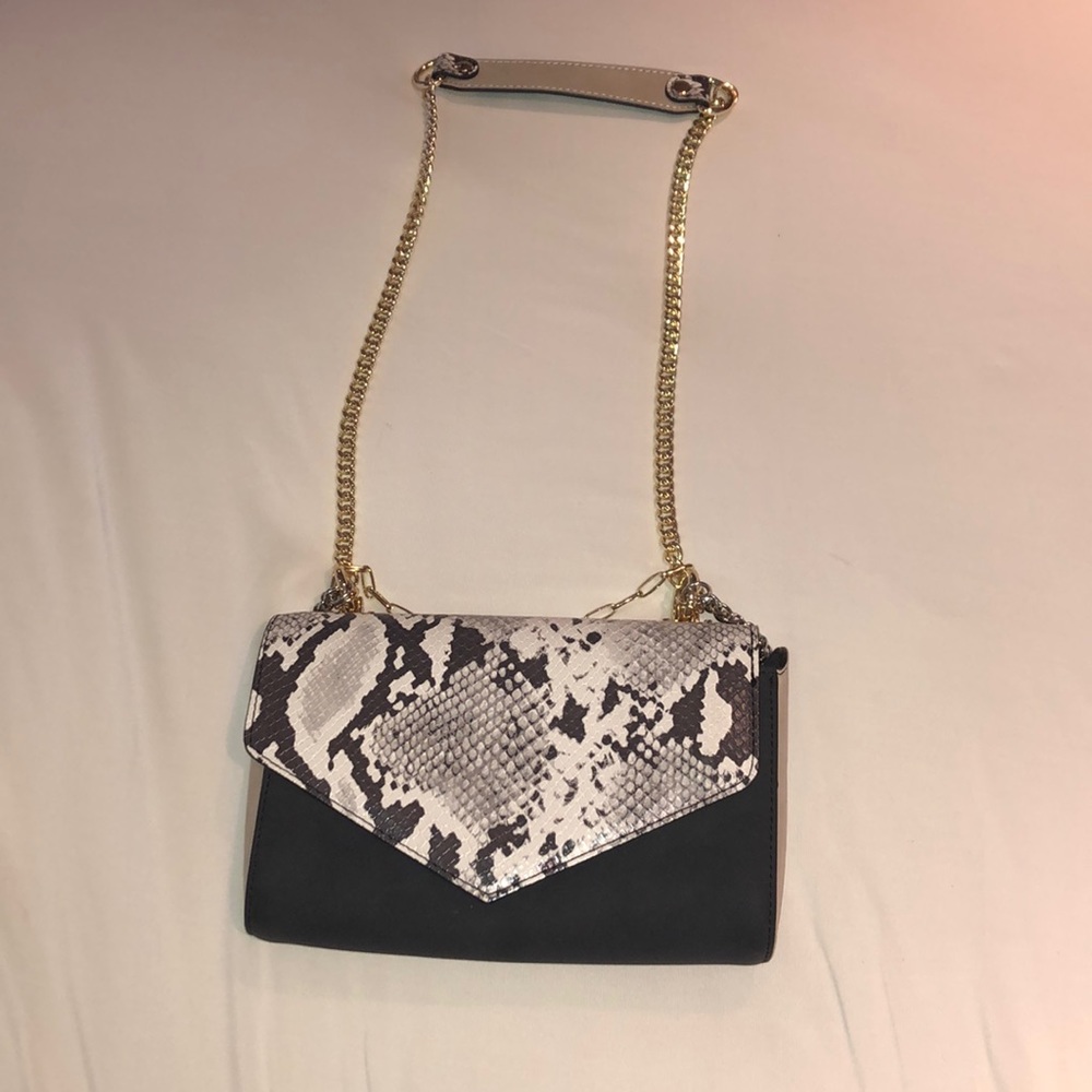 Black/tan/snakeskin cross body bag